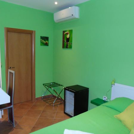 Hotel Rainbow Taggia Exterior foto