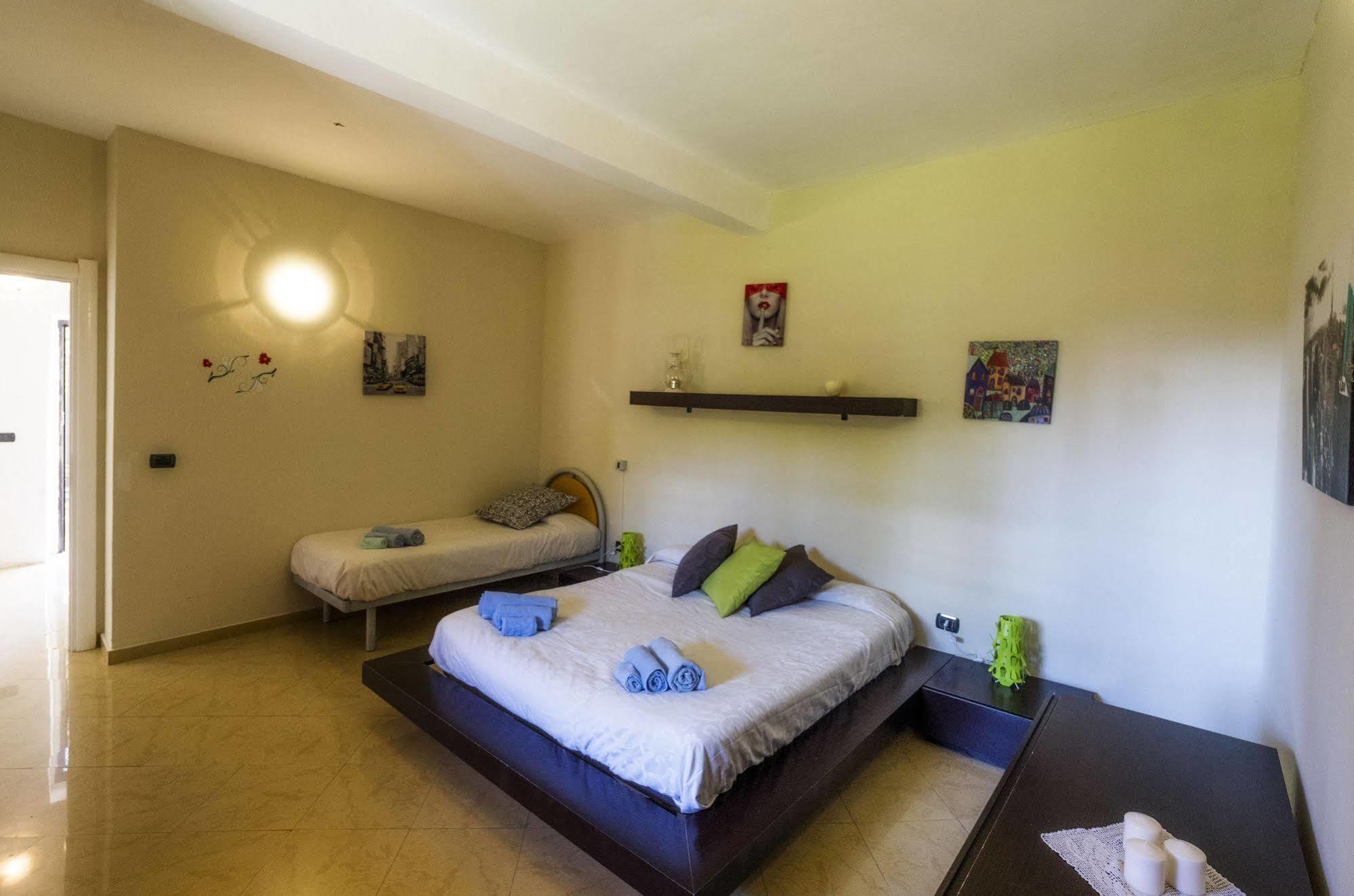 Hotel Rainbow Taggia Exterior foto